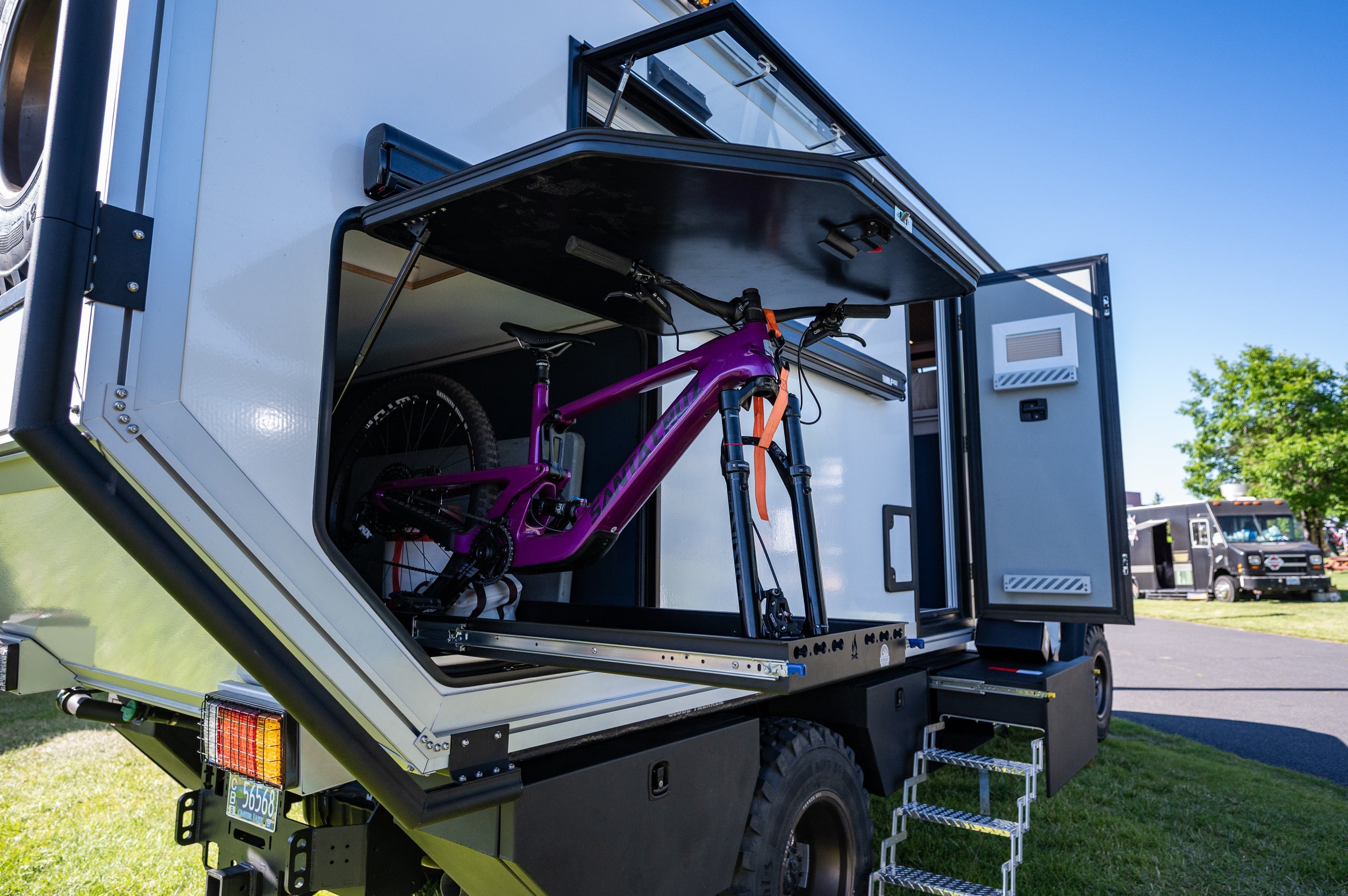 Windows, Doors & Hatches