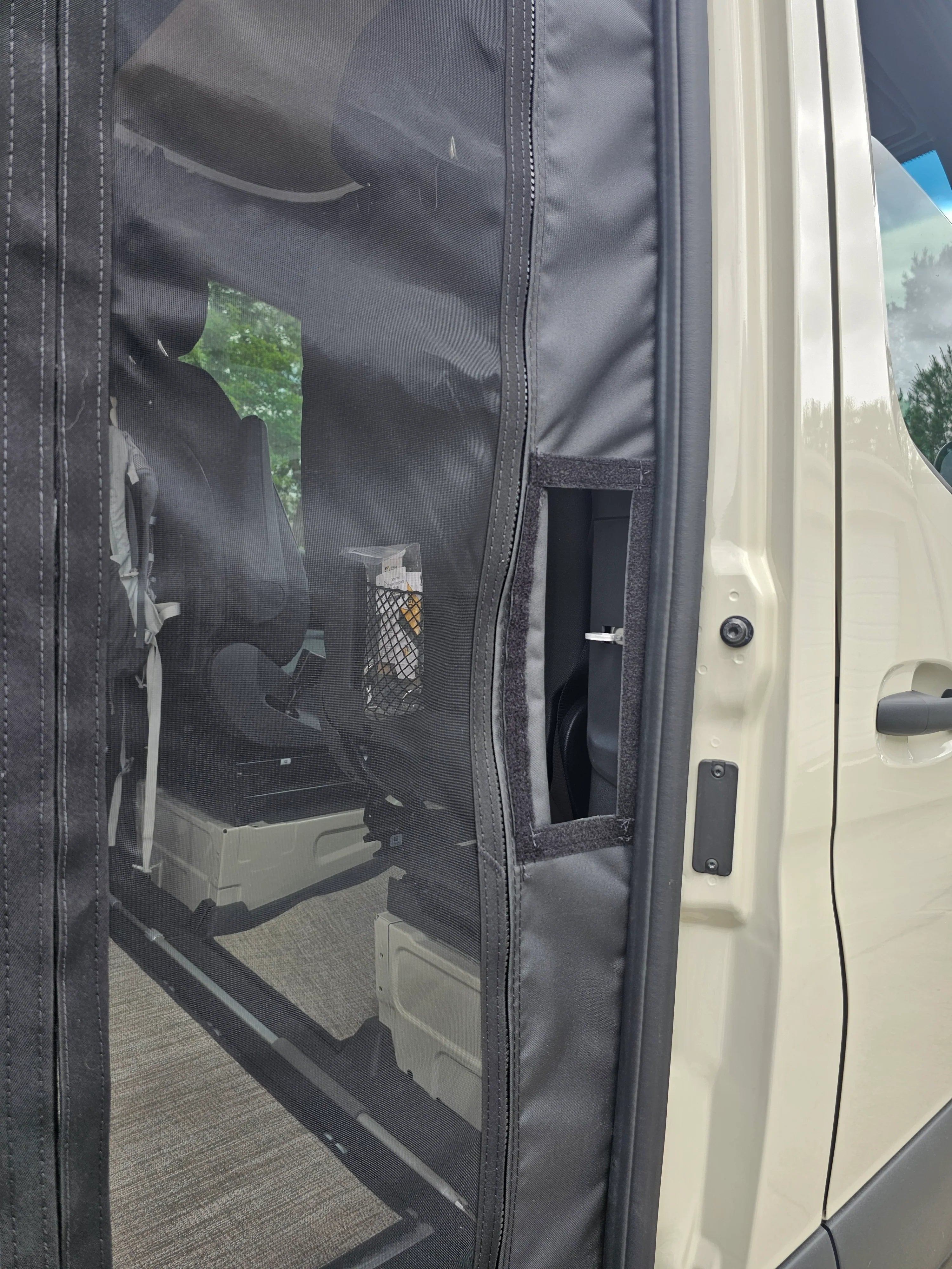 2025+ Mercedes Sprinter Side Sliding Door Insect Screen with New Door Latch