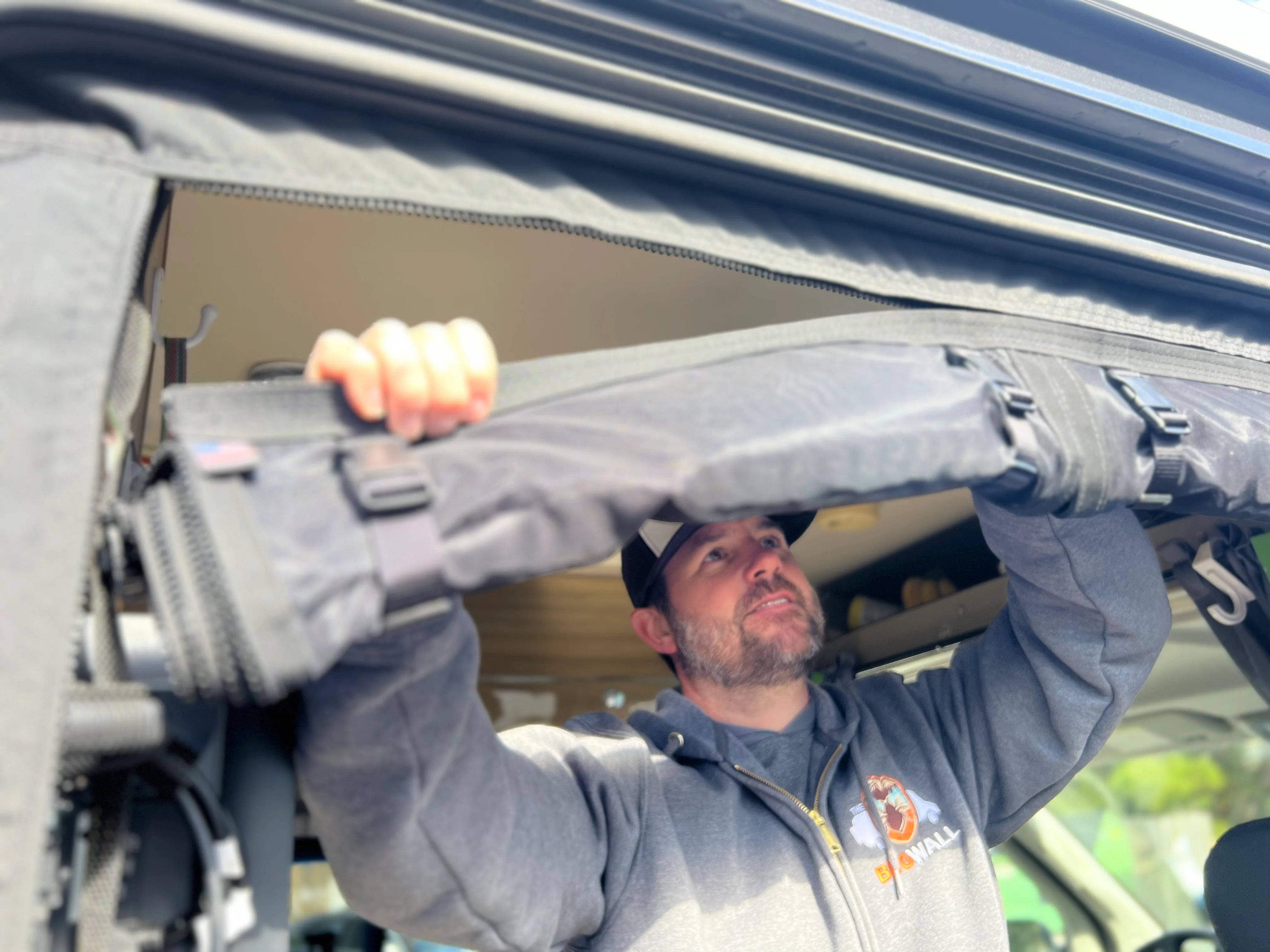 2025+ Mercedes Sprinter Side Sliding Door Insect Screen with New Door Latch