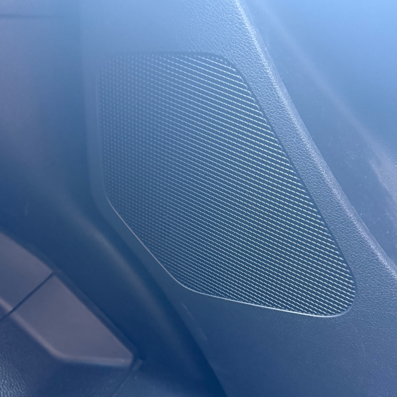 Un pack hi-fi complet pour le Mercedes Sprinter W907/W910 chez Option Un pack hi-fi complet pour le Mercedes Sprinter W907/W910 chez Option