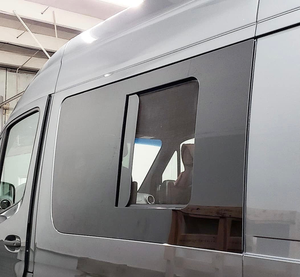 AM Auto Sprinter 2019+ Driver Side Forward Half-Slider Window