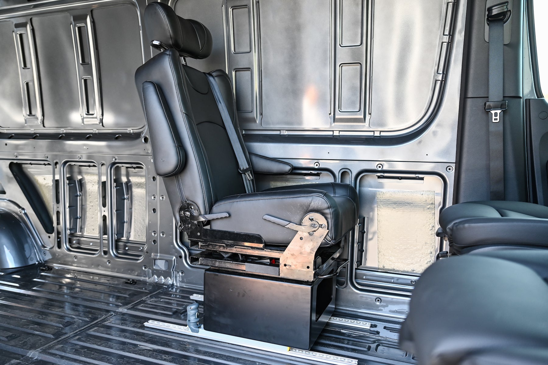 Dual-Fold Single Bench-To-Bed Seat – Alpine Van Works, LLC