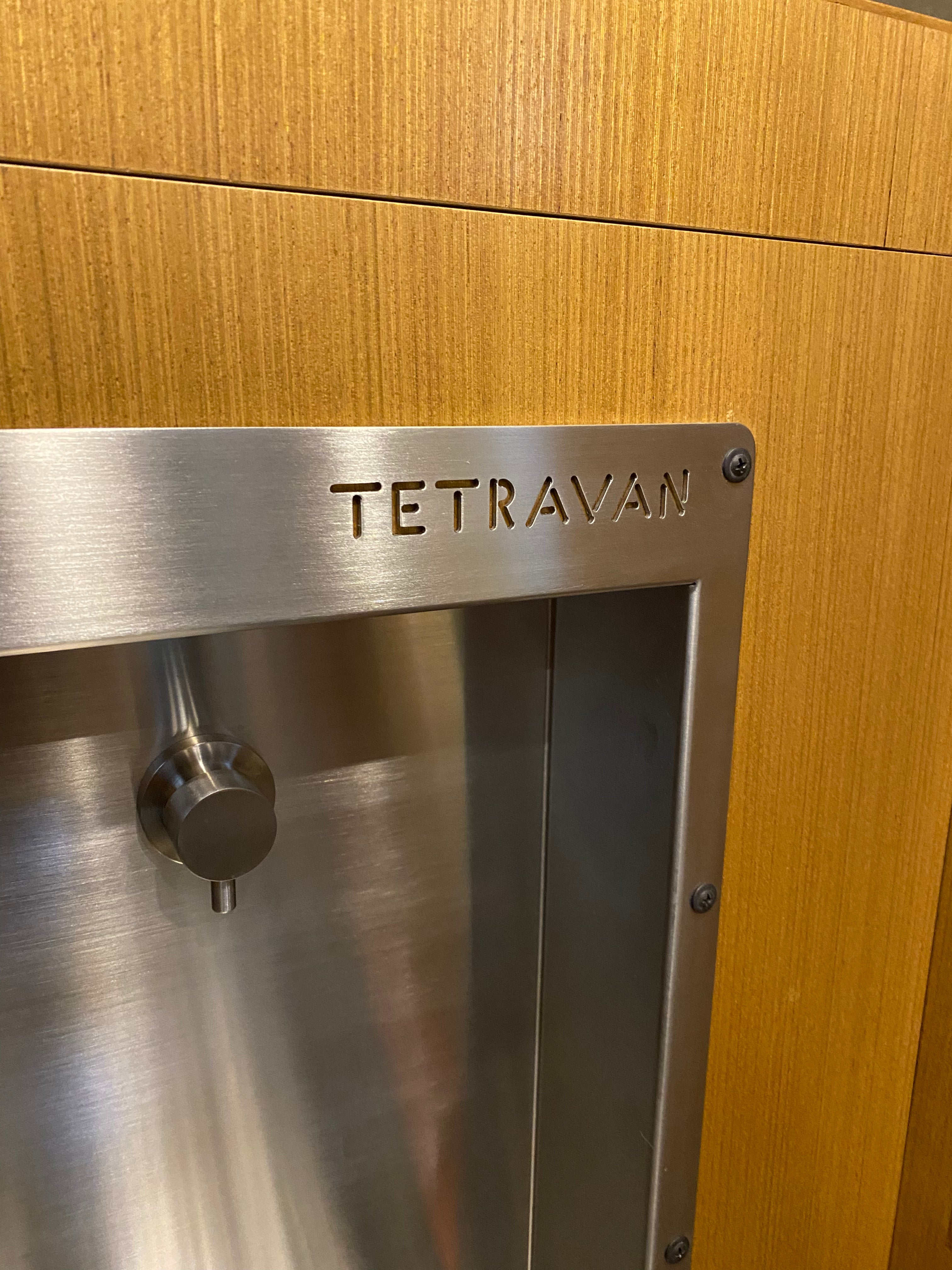 Tetravan Folding Shower 2.1 with Magnetic Curtain