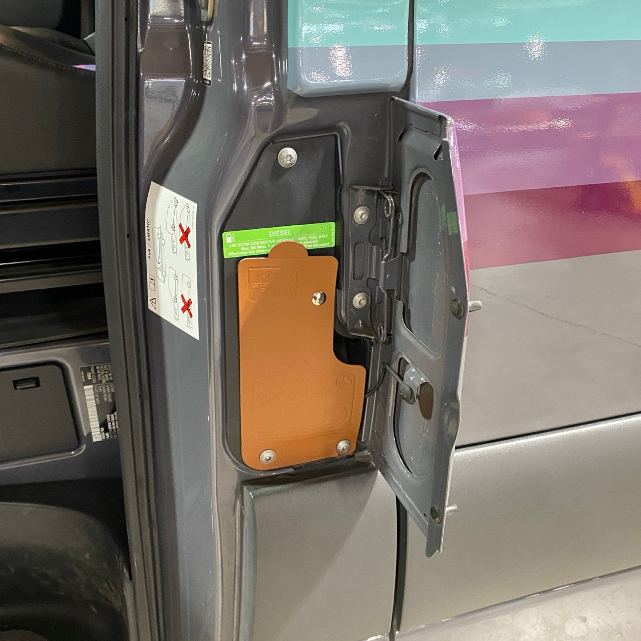 Diesel Drip Guard for Mercedes Sprinter (2007–2025) – Fuel Filler Splash Protector