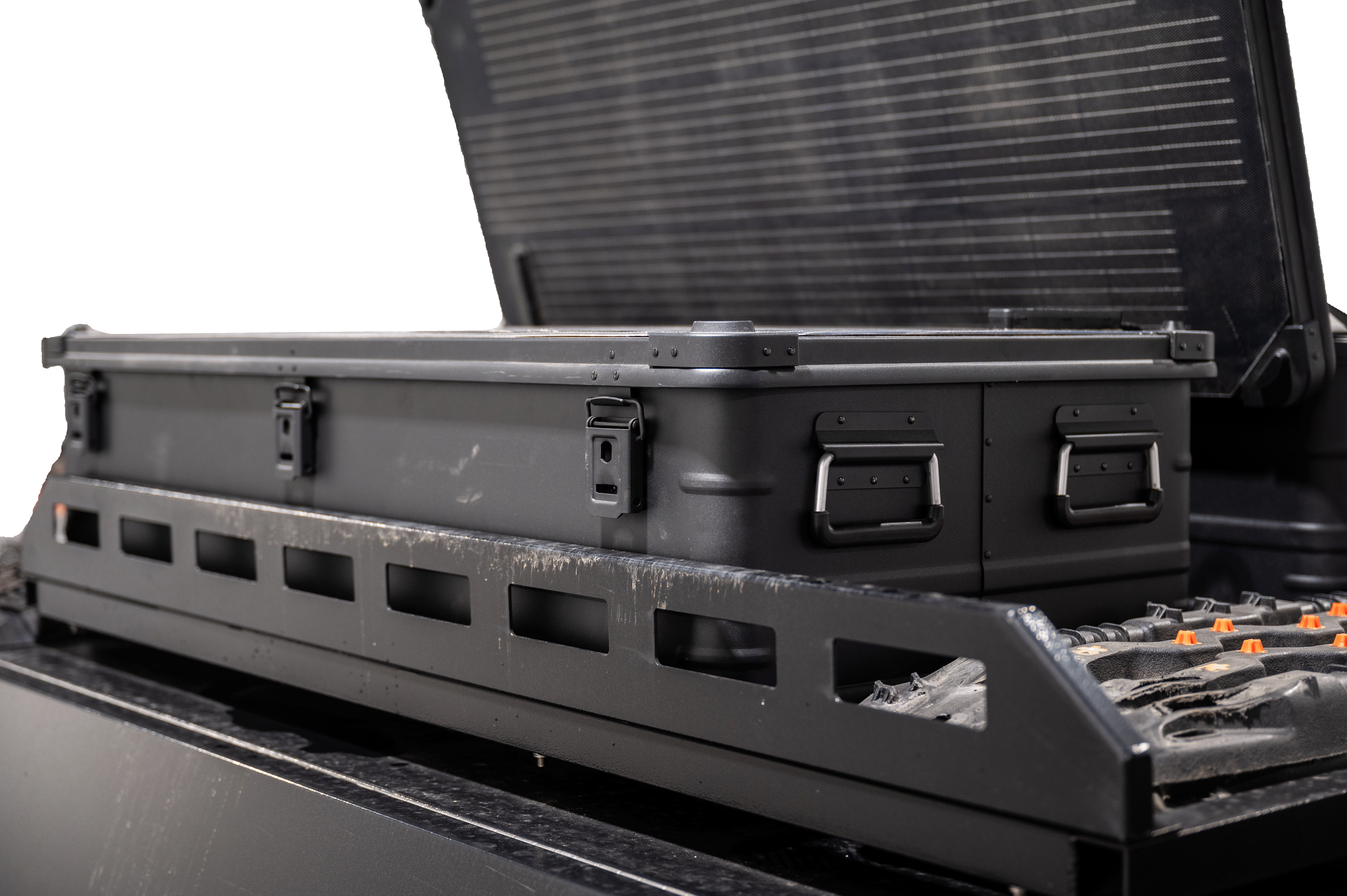 Icarus Solar Roof Box