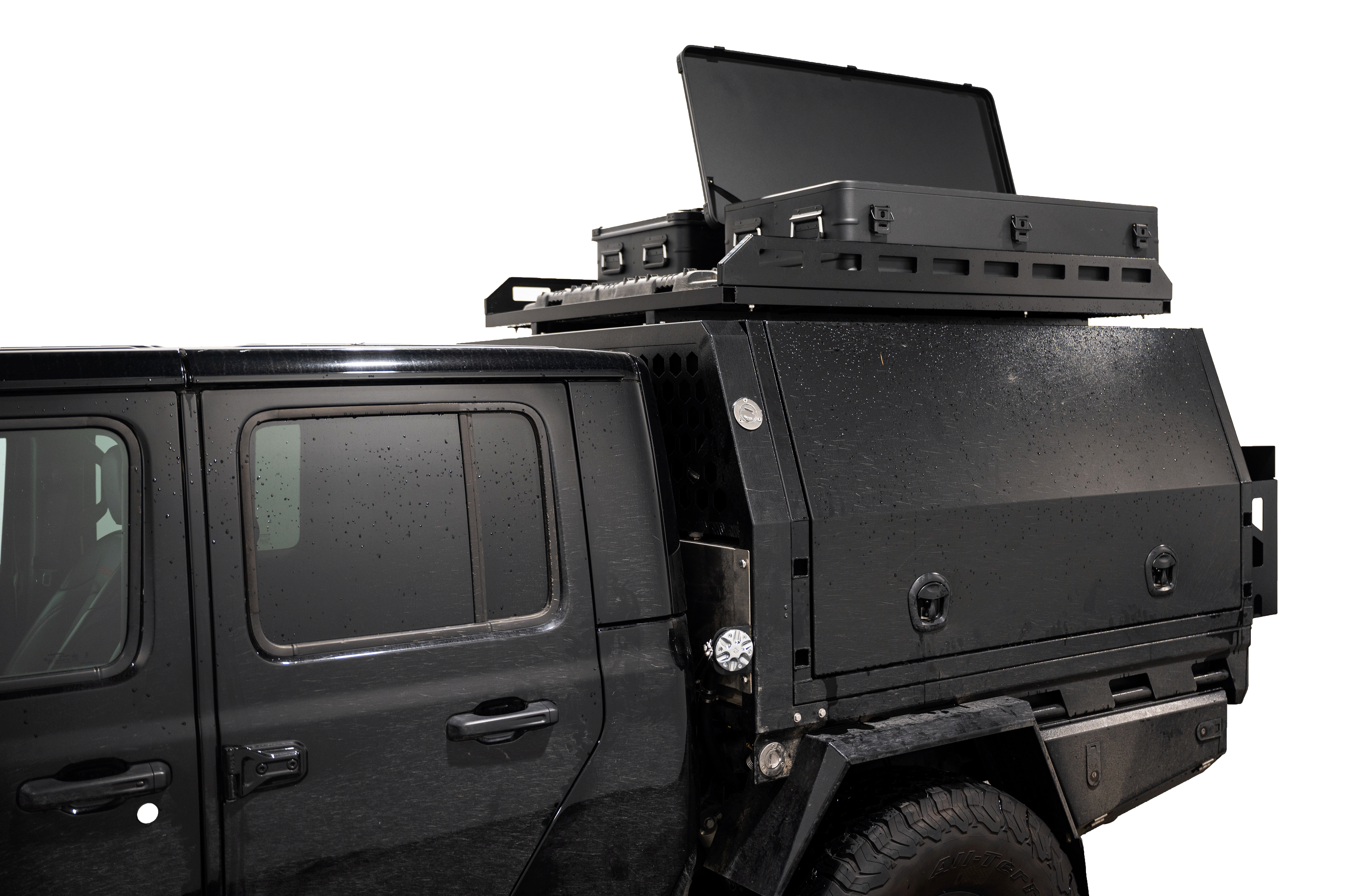 Icarus Solar Roof Box