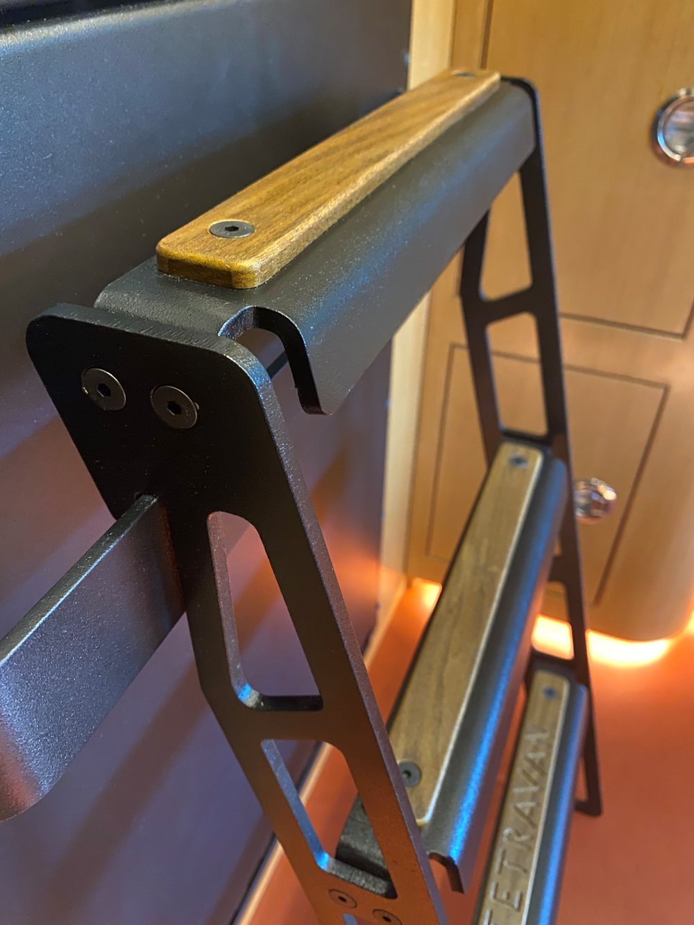 Tetravan Bed Ladder