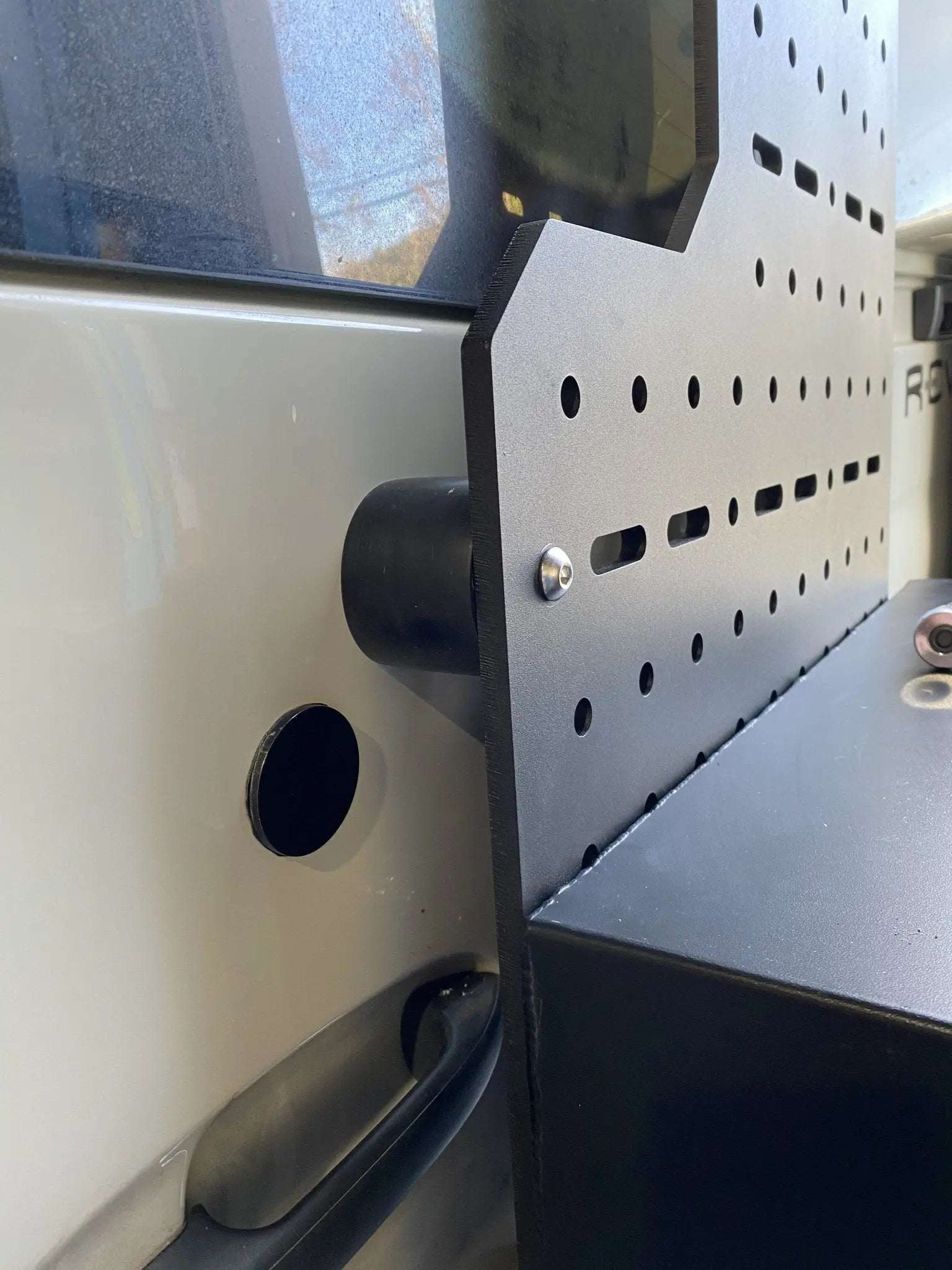 Sprinter Cargo Carrier : Rear Door Sherpa (2019+)- Passenger Side