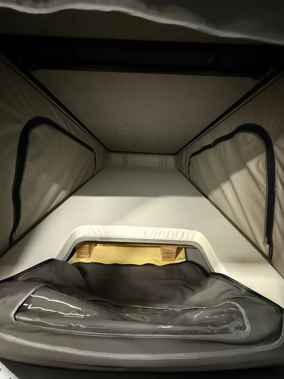 RoamLabX Carbon Fiber Roof Top Tent