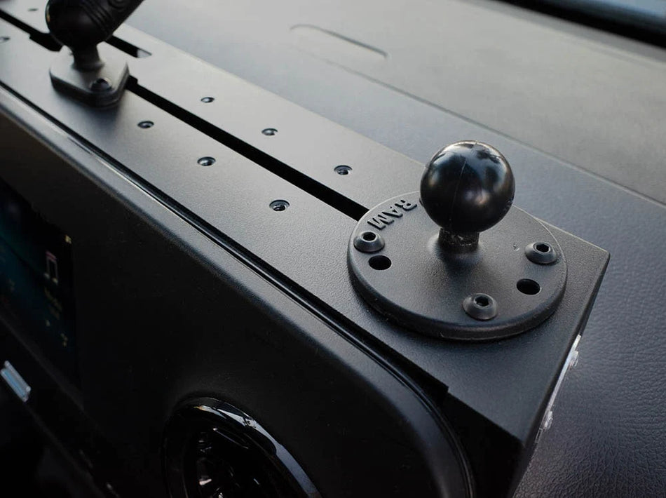 Sprinter Dash Mount