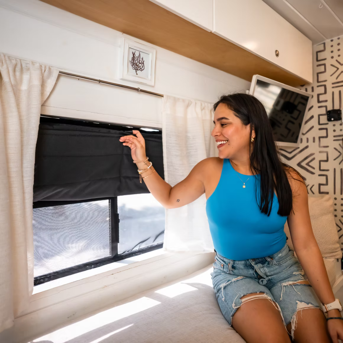 Transit Stealth Crew Window Cover