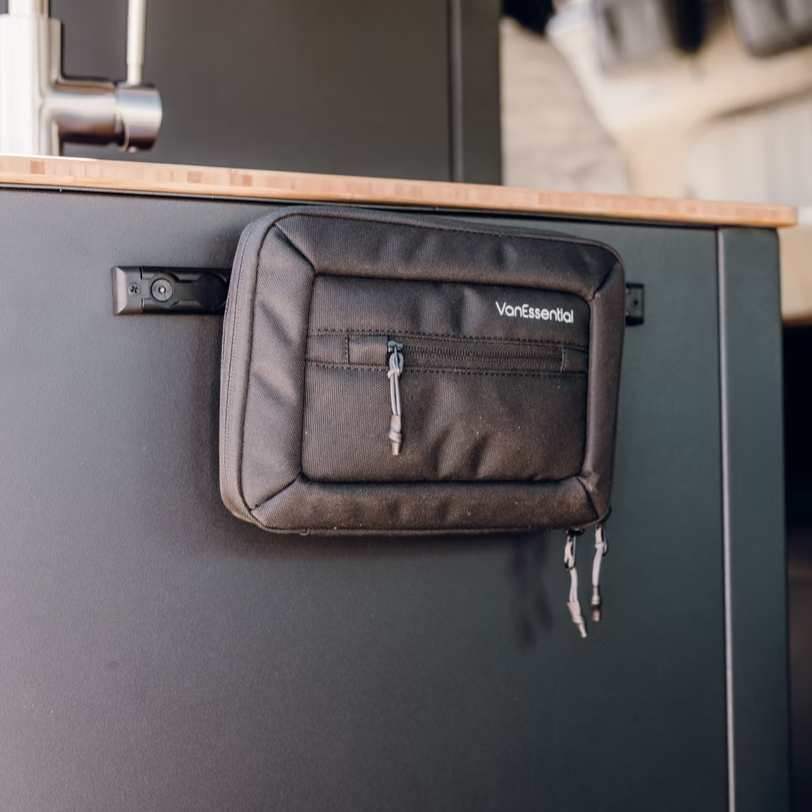 Venture L-Track Stow Away Bag