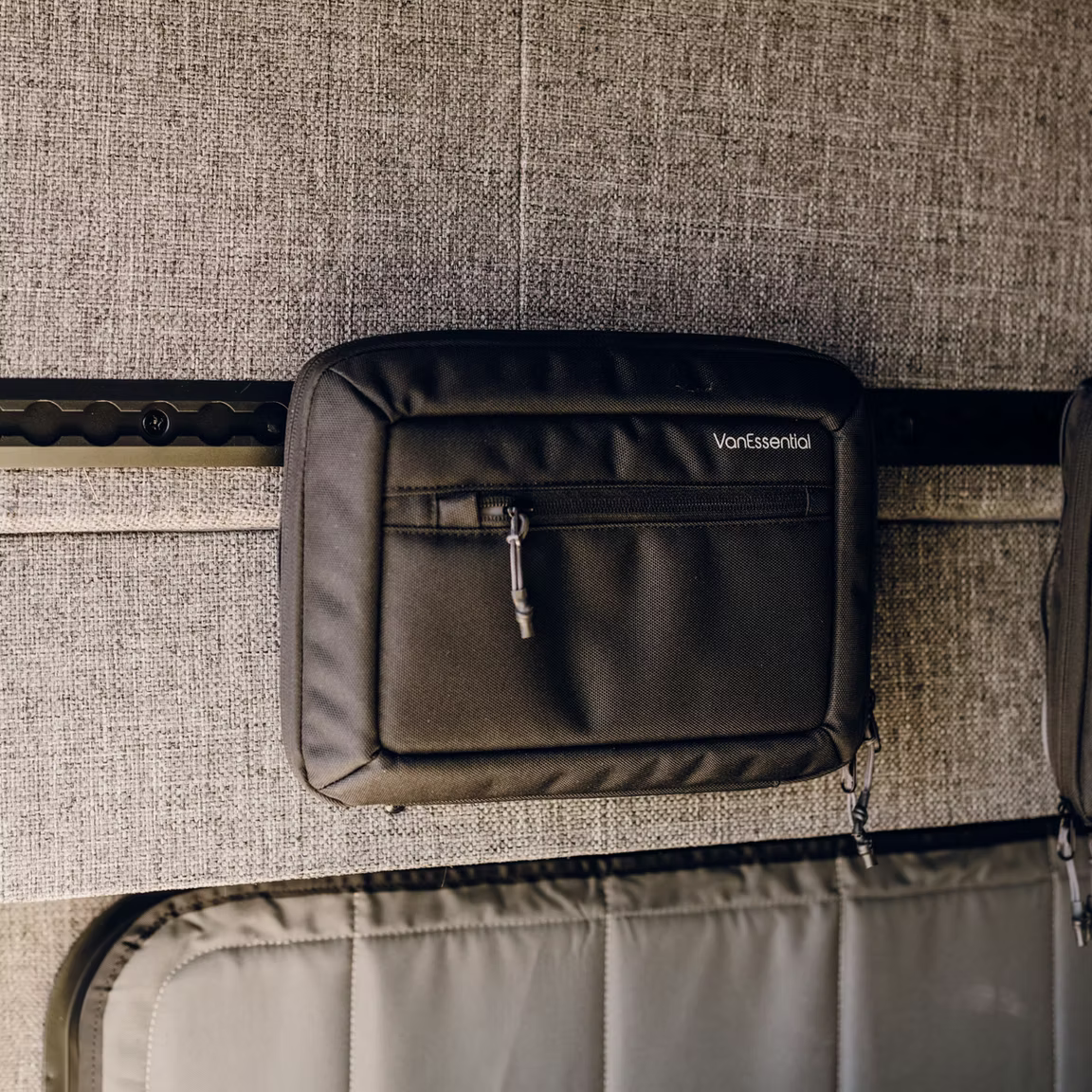 Venture L-Track Stow Away Bag